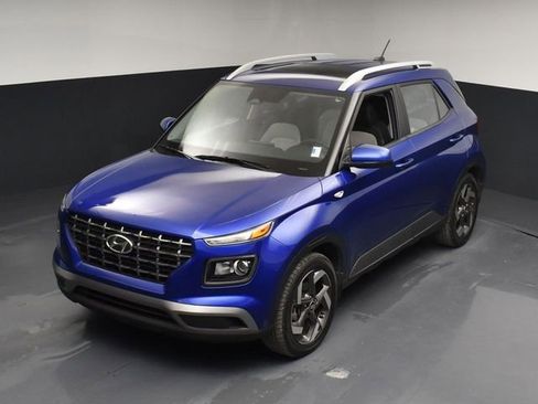 Used 2023 Hyundai Venue SEL FWD image 42