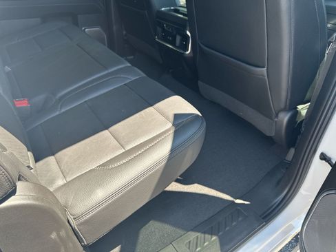 Used 2023 GMC Sierra 1500 Denali AWD/4WD image 32