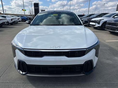 New 2026 Kia K4 GT-Line image 2