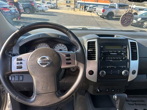 Used 2012 Nissan Xterra PRO-4X image 17
