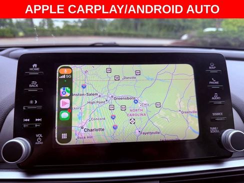 Used 2018 Honda Accord Touring image 10