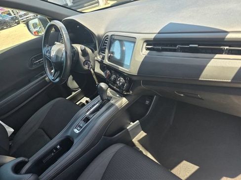Used 2019 Honda HR-V Sport image 16