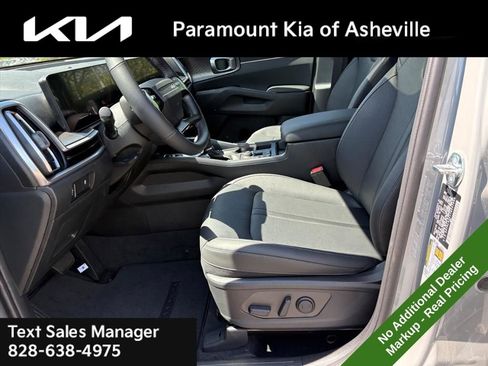 New 2026 Kia Sorento S FWD image 18