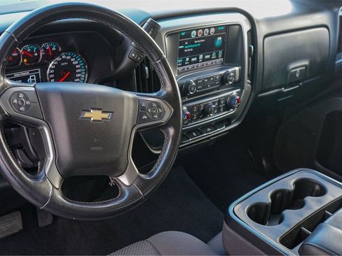 Used 2018 Chevrolet Silverado 1500 LT w/ All Star Edition image 36