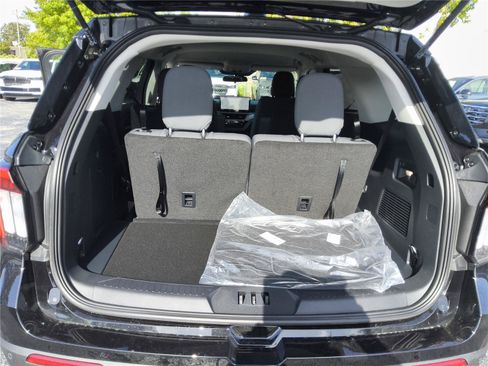 New 2026 Ford Explorer Active RWD image 17