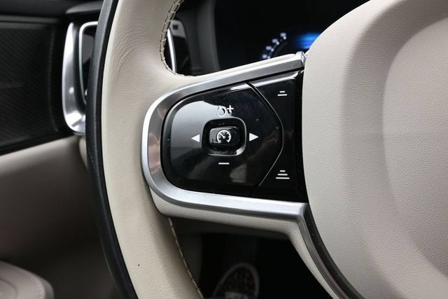 Used 2023 Volvo S60 B5 Ultimate w/ Climate Package FWD image 25