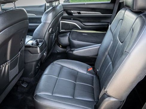 Used 2021 Kia Telluride EX w/ EX Premium Package AWD/4WD image 19