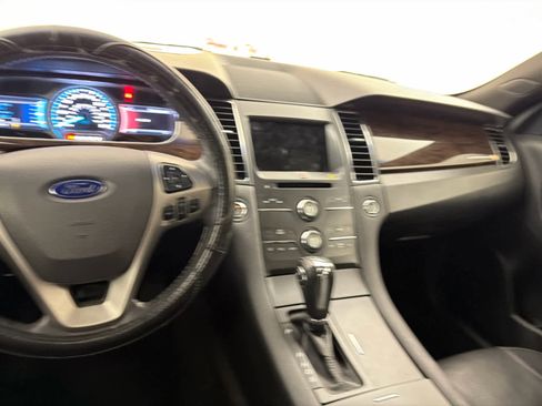 Used 2016 Ford Taurus Limited image 18
