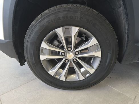 Used 2026 Chevrolet Equinox LT image 33