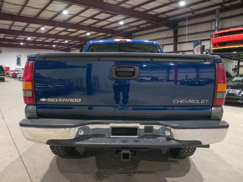 Used 2000 Chevrolet Silverado 1500 LS w/ Off-Road Chassis Pkg AWD/4WD image 7