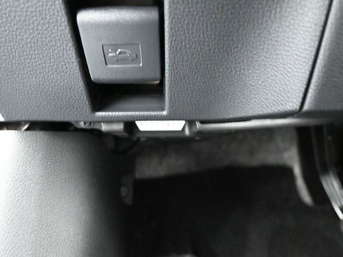 New 2026 Toyota Corolla SE w/ SE Premium Package image 20