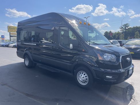 Used 2024 Ford Transit 350 XLT AWD/4WD image 10