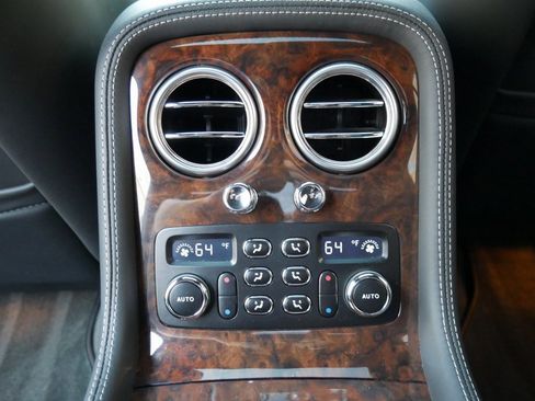 Used 2008 Bentley Flying Spur Flying Spur image 32