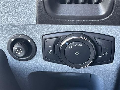 Used 2019 Ford Transit 250 130 Low Roof image 26