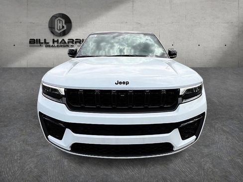 New 2026 Jeep Grand Cherokee L Summit w/ Obsidian Package AWD/4WD image 2