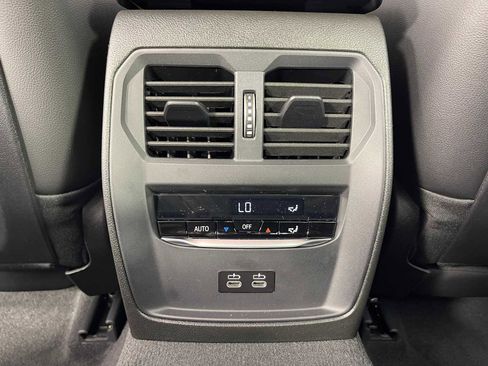 New 2026 BMW 330i Sedan w/ M Sport Package image 31