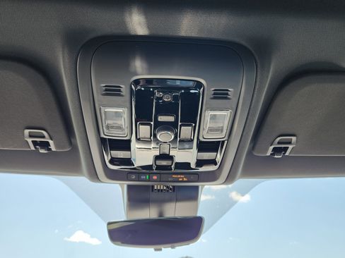 New 2026 GMC Yukon Elevation AWD/4WD image 15