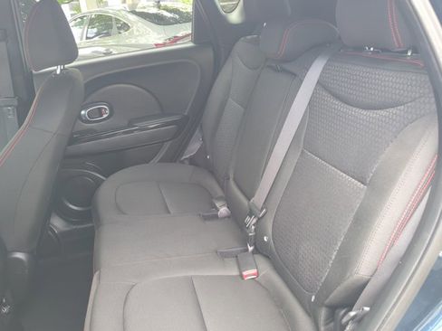 Used 2018 Kia Soul + FWD image 22