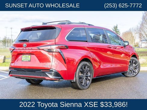 Used 2022 Toyota Sienna XSE FWD image 37