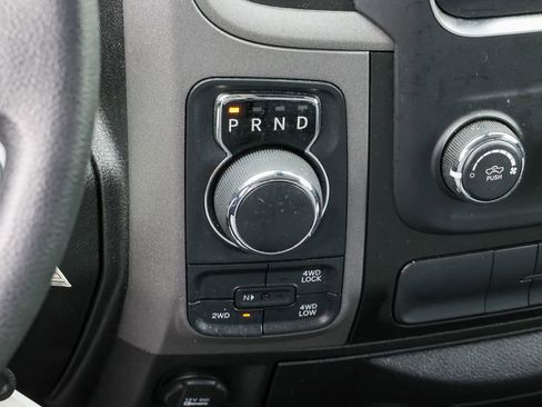 Used 2019 RAM 1500 Express w/ Express Value Package AWD/4WD image 11