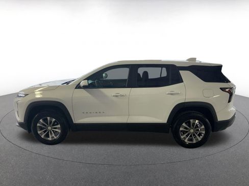 Used 2025 Chevrolet Equinox LT image 8