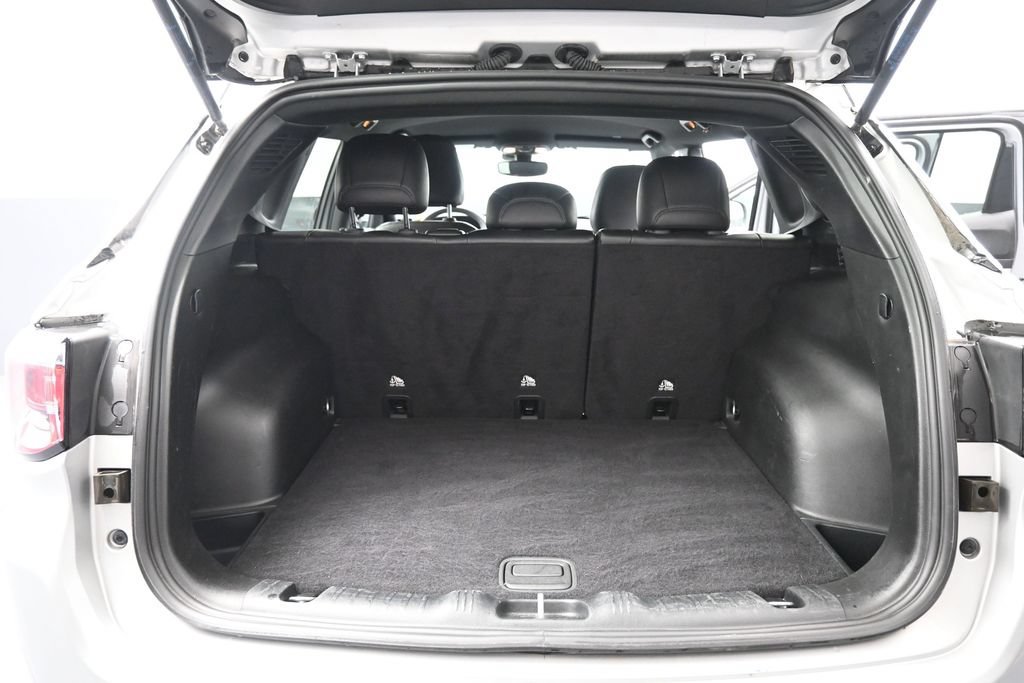 Used 2024 Jeep Compass Limited AWD/4WD image 23