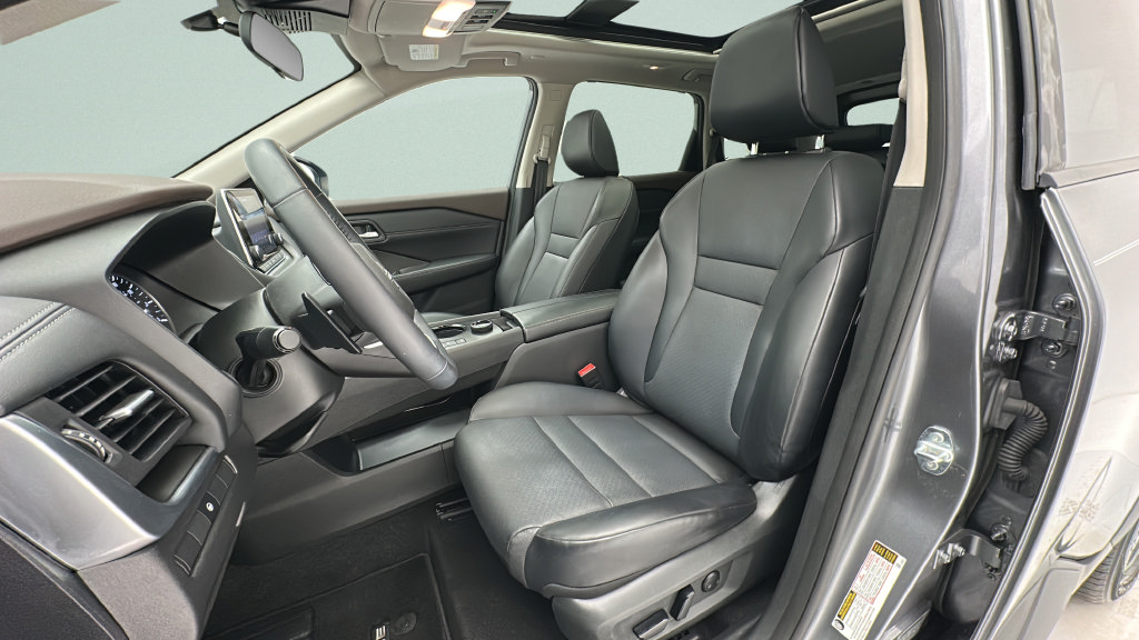 Used 2023 Nissan Rogue SV w/ SV Premium B Package AWD/4WD image 14