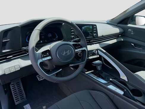 New 2026 Hyundai Elantra Sport FWD image 7