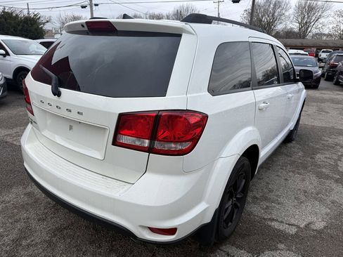 Used 2019 Dodge Journey SE w/ Connectivity Group image 5