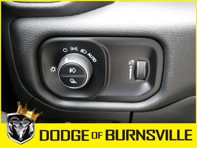 Used 2023 RAM 1500 Big Horn AWD/4WD image 24