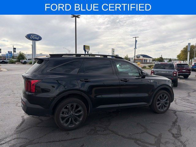 Used 2023 Kia Sorento X-Line EX AWD/4WD image 4