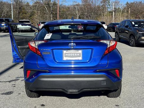 Used 2018 Toyota C-HR XLE image 25