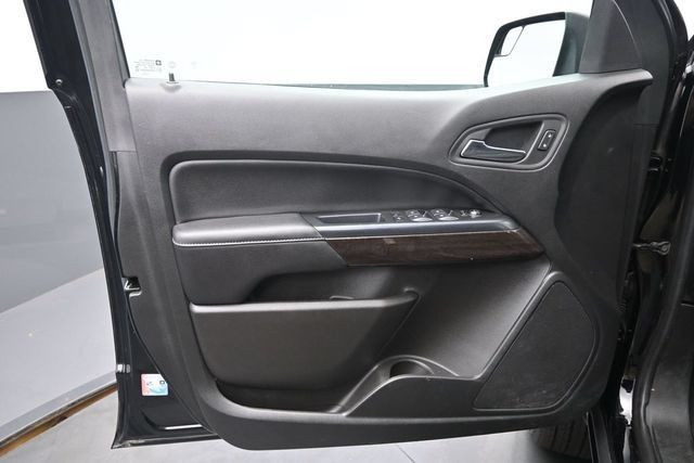 Used 2019 GMC Canyon SLE w/ Elevation Edition AWD/4WD image 12