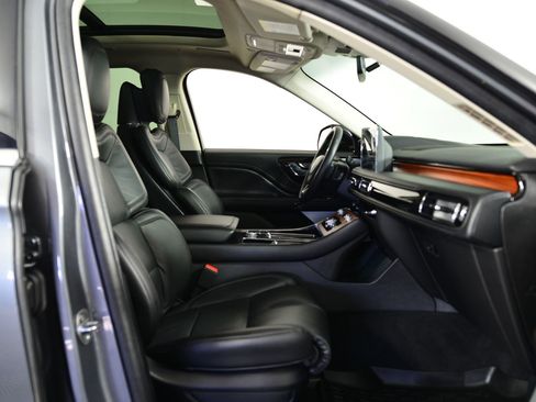 Used 2023 Lincoln Aviator Reserve w/ Equipment Group 201A image 22