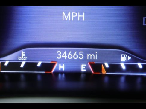 Used 2022 Jeep Cherokee Trailhawk image 25