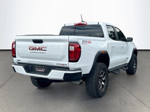Used 2024 GMC Canyon AT4X AWD/4WD image 7