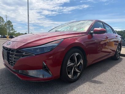 Used 2023 Hyundai Elantra Limited