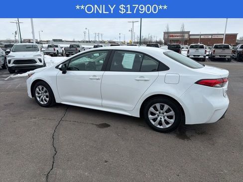 Used 2024 Toyota Corolla LE image 8