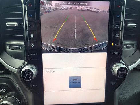 Used 2025 RAM 1500 Big Horn image 17