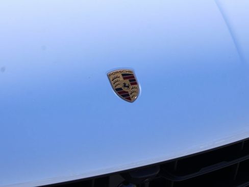Certified 2026 Porsche Macan AWD/4WD image 13