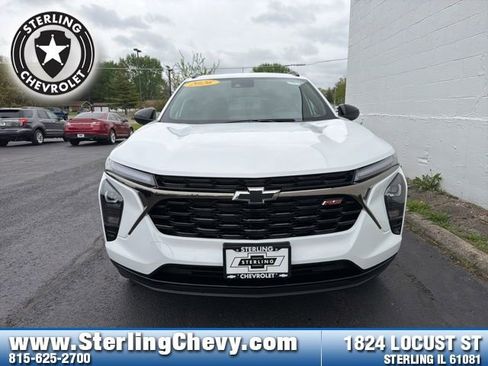 New 2026 Chevrolet Trax RS FWD image 8