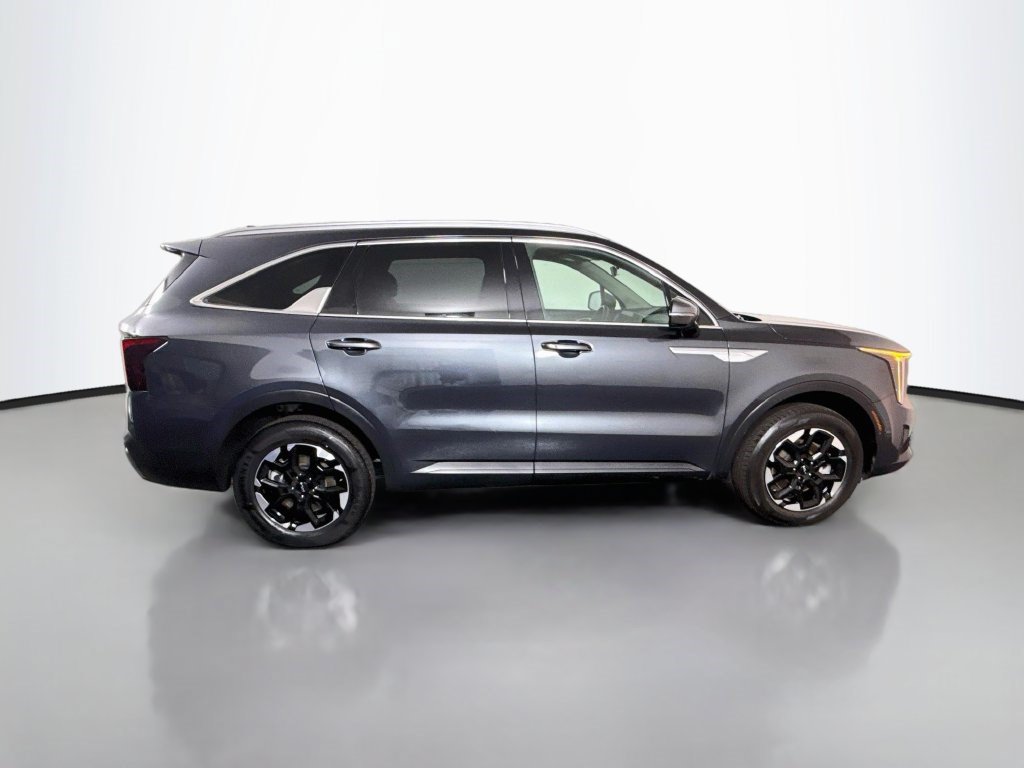 Used 2024 Kia Sorento S AWD/4WD image 11