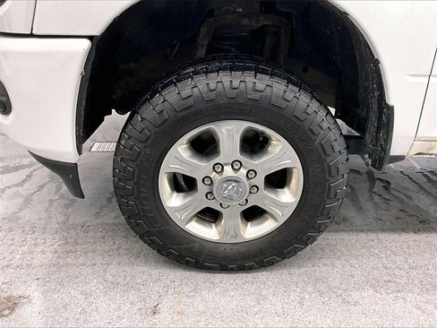 Used 2022 RAM 2500 Big Horn w/ Level 1 Equipment Group image 7