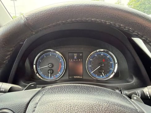 Certified 2017 Toyota Corolla SE w/ Carpet Mat Package (TMS) FWD image 23