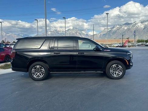Certified 2025 Chevrolet Suburban Z71 AWD/4WD image 26