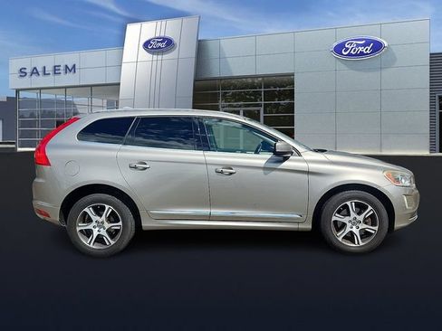Used 2015 Volvo XC60 T6 Platinum AWD/4WD image 2