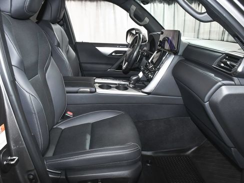 Used 2025 Lexus LX 700h F Sport AWD/4WD image 76