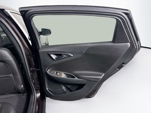 Used 2020 Chevrolet Malibu Premier image 30