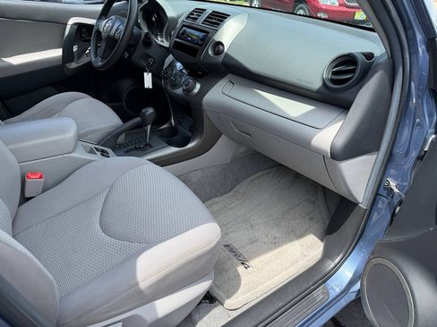 Used 2012 Toyota RAV4 4WD w/ Upgrade Value Pkg image 33