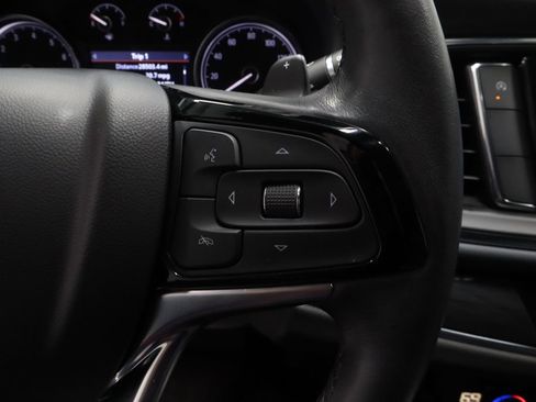 Used 2023 Buick Enclave Essence FWD image 29